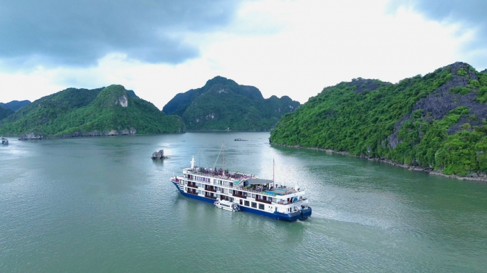 Hạ Long Bay 2 Days 1 Night - AQUA OF THE SEA
